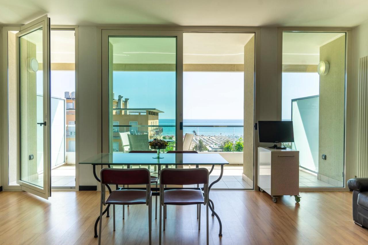 Hotel Cristallo Rimini Eksteriør bilde