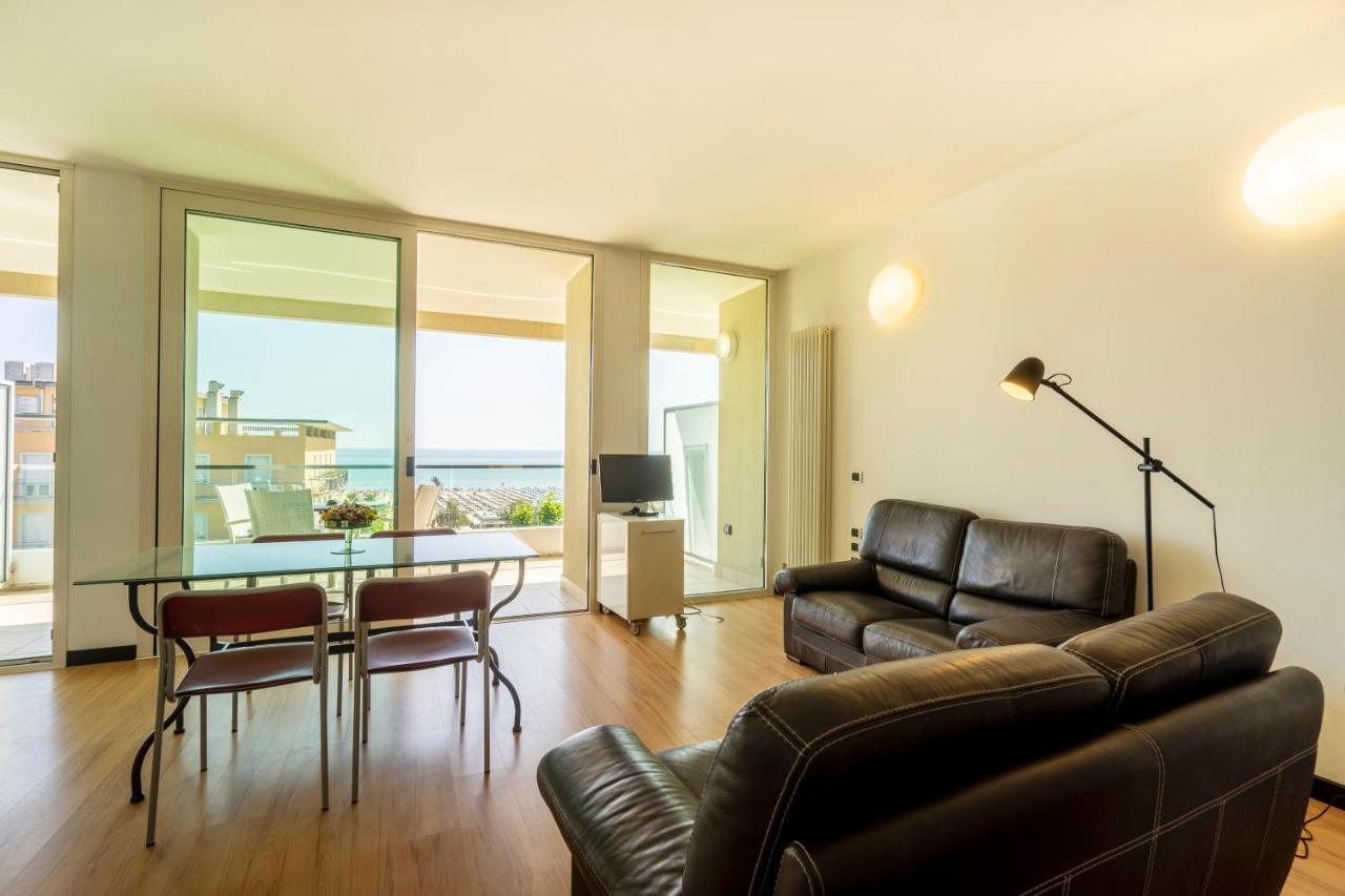 Hotel Cristallo Rimini Eksteriør bilde