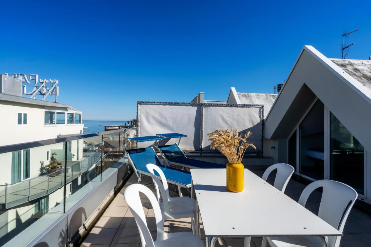 Hotel Cristallo Rimini Eksteriør bilde