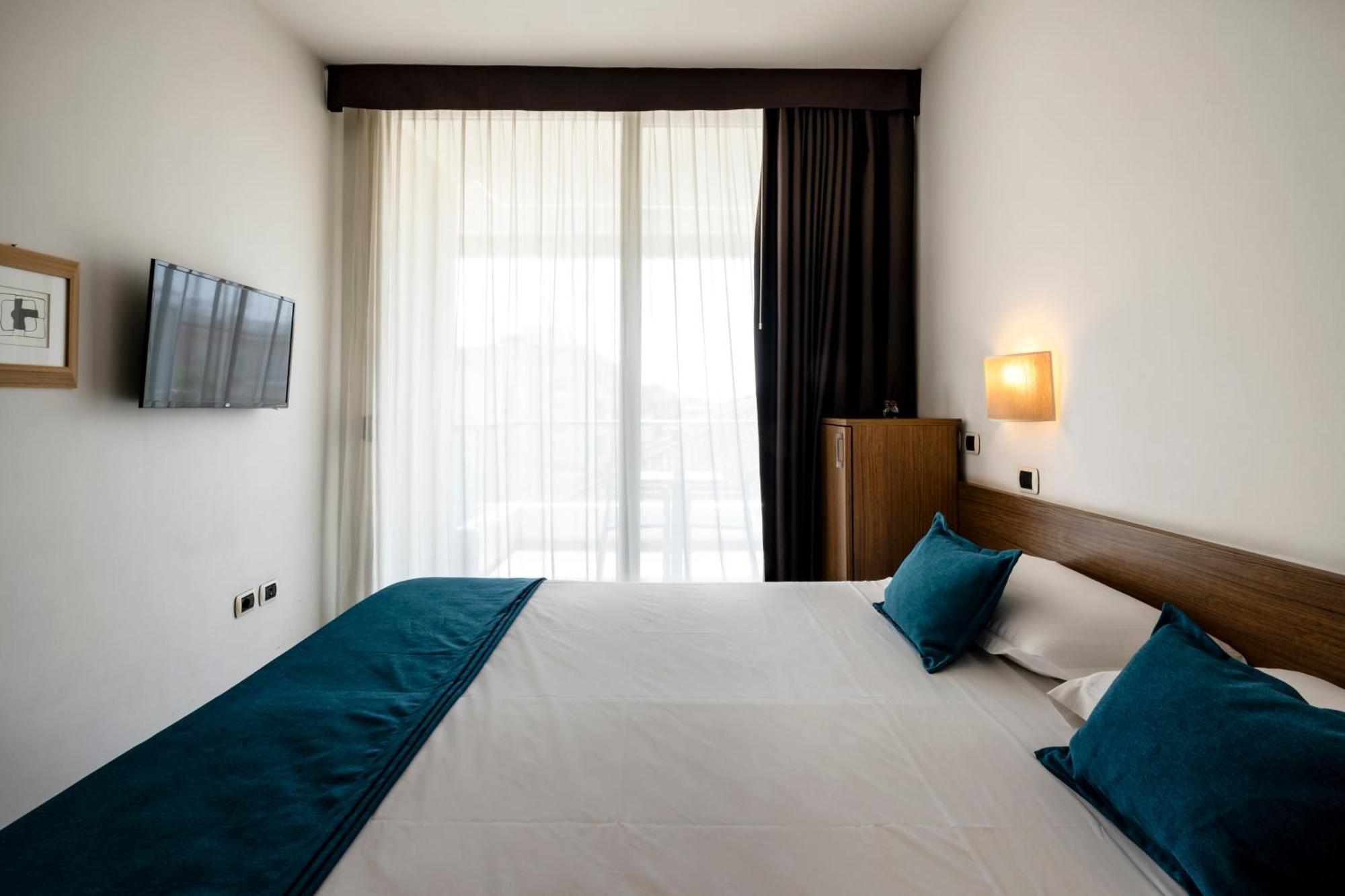 Hotel Cristallo Rimini Eksteriør bilde