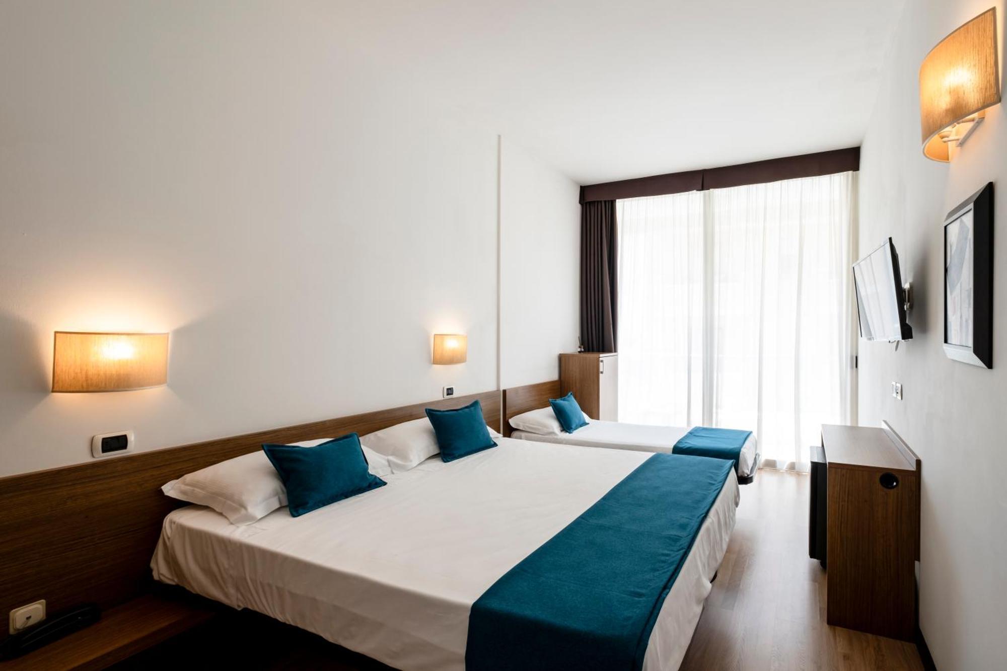 Hotel Cristallo Rimini Eksteriør bilde